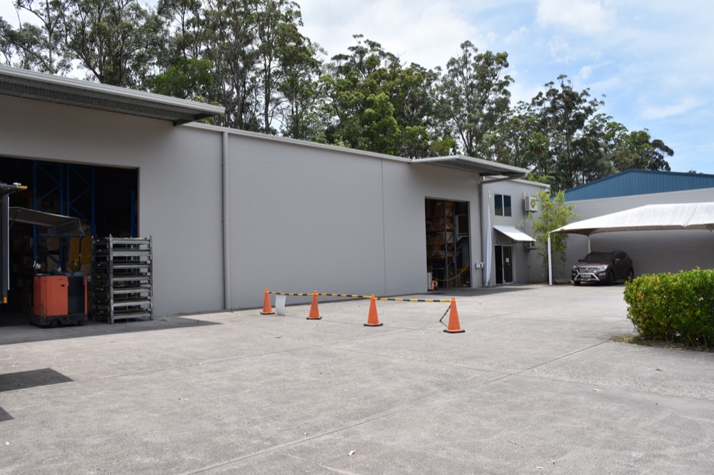 About Us Wholesale Wedding Supplies